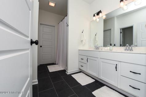 11 Hunter Court Ballston Spa NY 12020