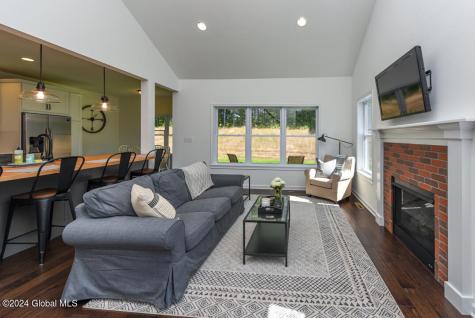 11 Hunter Court Ballston Spa NY 12020