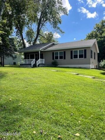 14 Glen Dr Drive Troy NY 12180