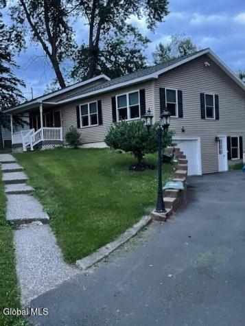 14 Glen Dr Drive Troy NY 12180