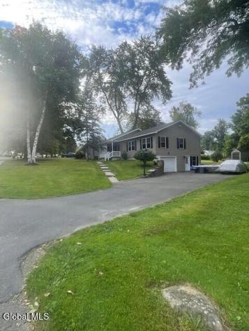 14 Glen Dr Drive Troy NY 12180