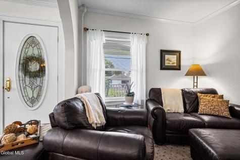 1176 Dean Street Schenectady NY 12309