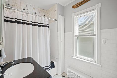 1176 Dean Street Schenectady NY 12309