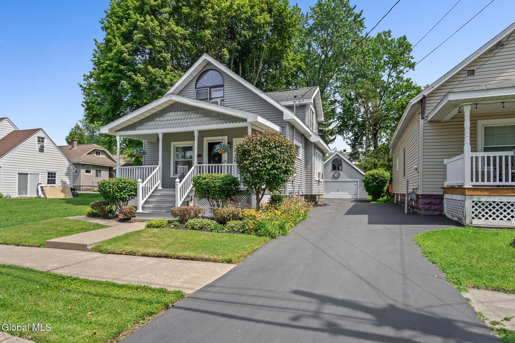 1176 Dean Street Schenectady NY 12309