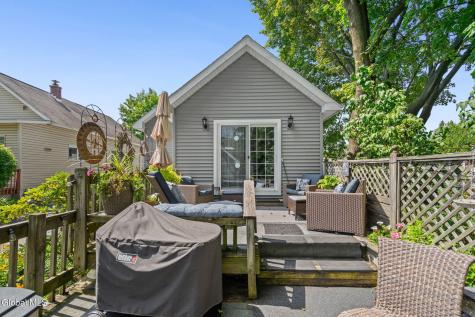 1176 Dean Street Schenectady NY 12309
