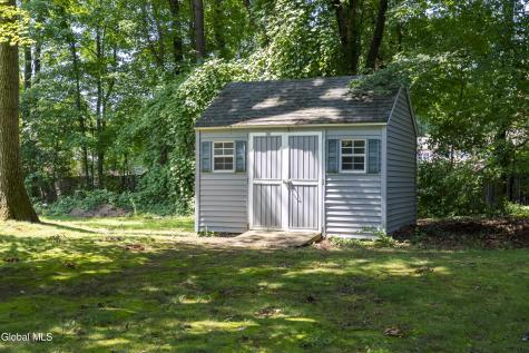 24 Garden Drive Clifton Park NY 12065