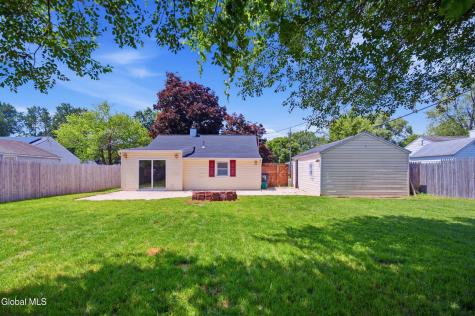 9 Mayhall Street Colonie NY 12205