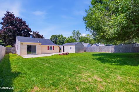 9 Mayhall Street Colonie NY 12205