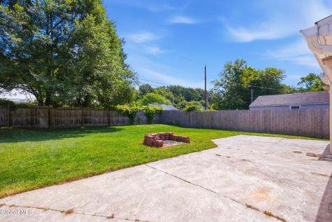 9 Mayhall Street Colonie NY 12205