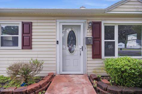 9 Mayhall Street Colonie NY 12205