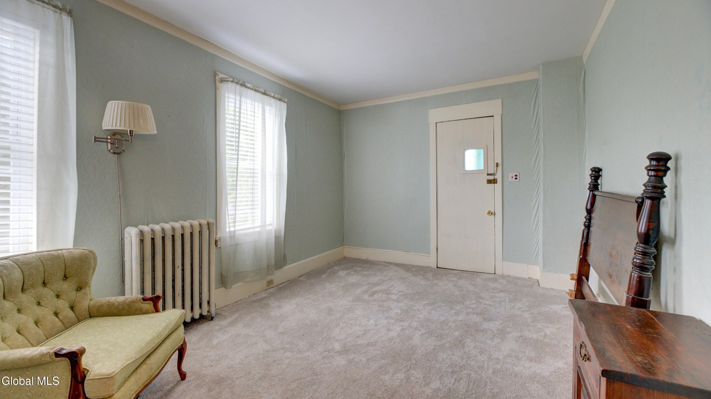 112 Pleasant Avenue Johnstown NY 12095