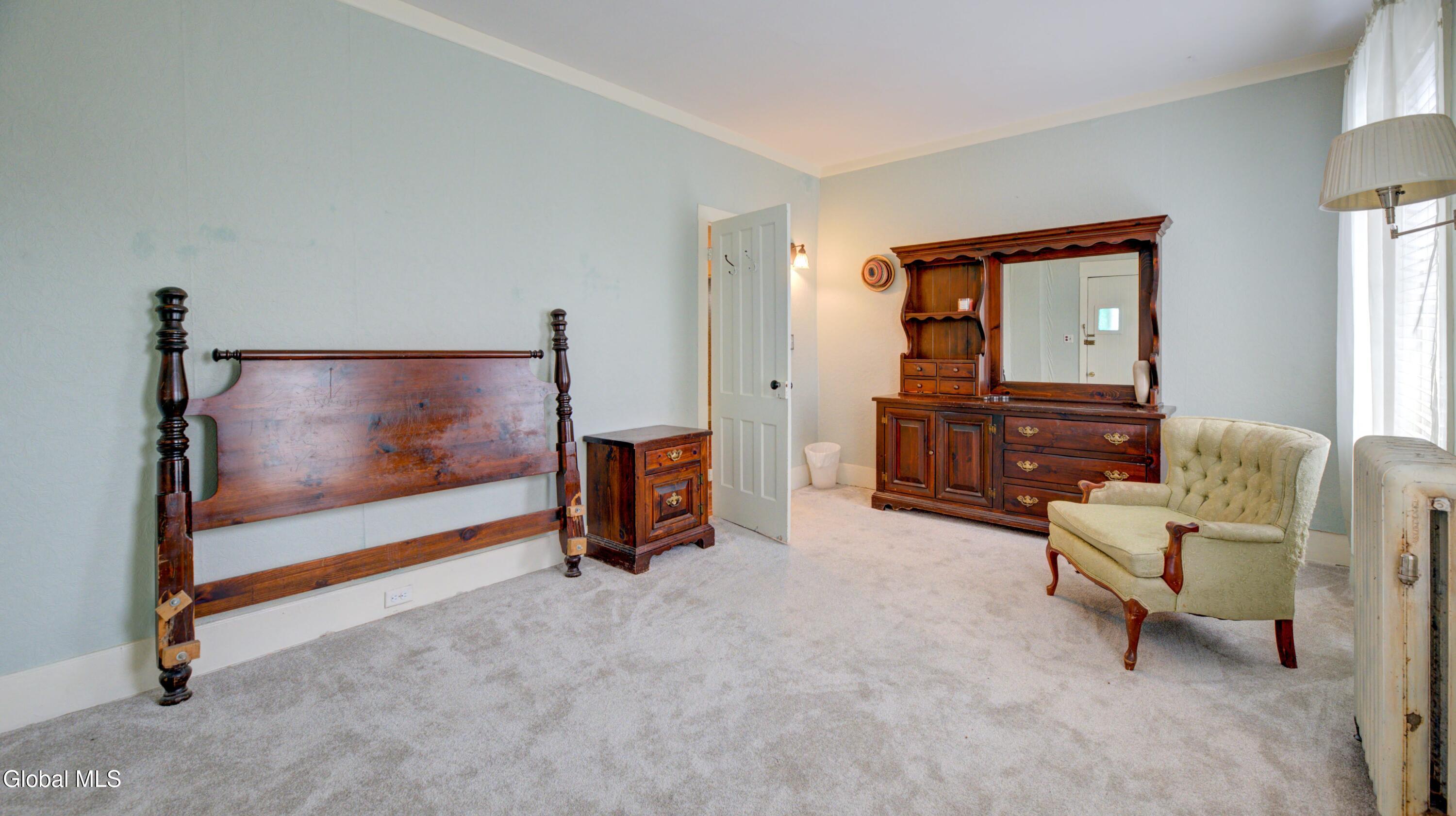 112 Pleasant Avenue Johnstown NY 12095