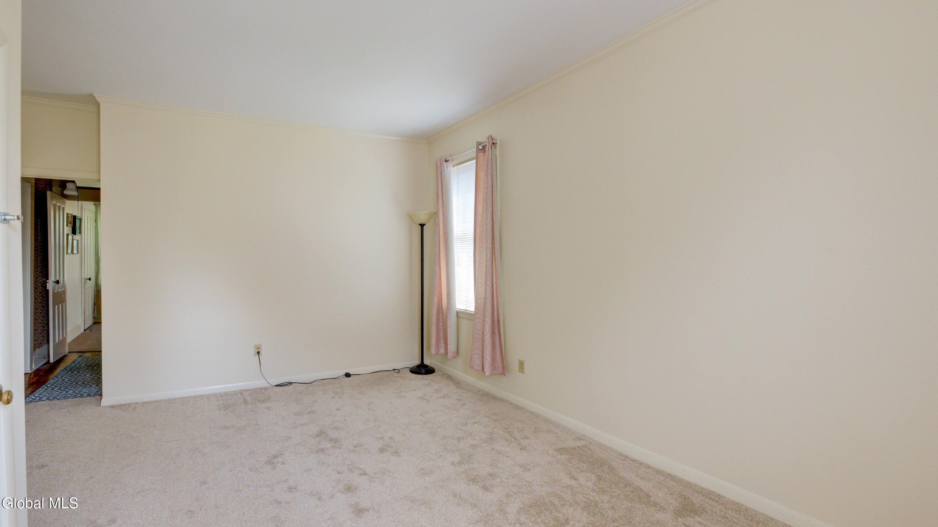 112 Pleasant Avenue Johnstown NY 12095
