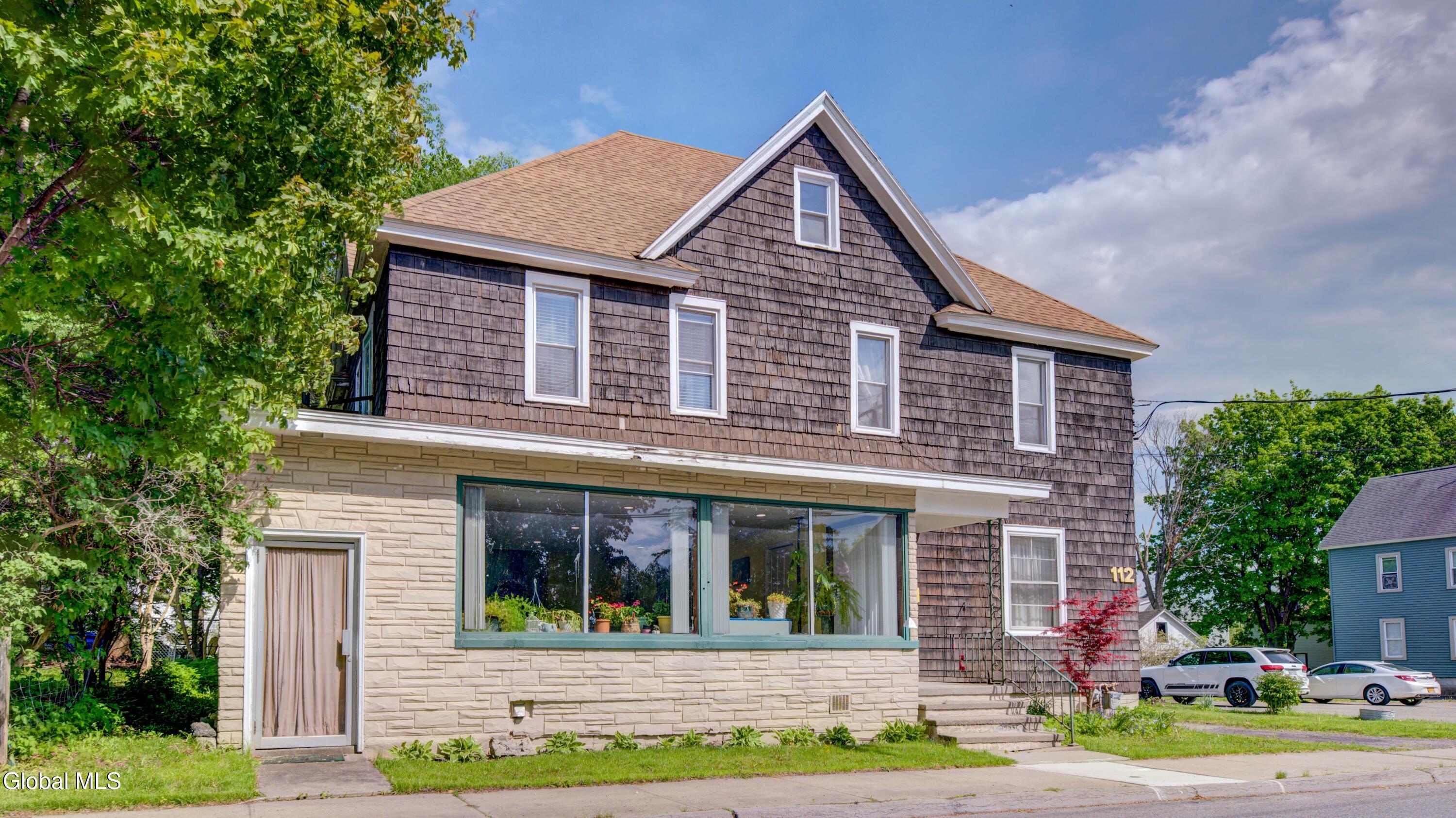 112 Pleasant Avenue Johnstown NY 12095