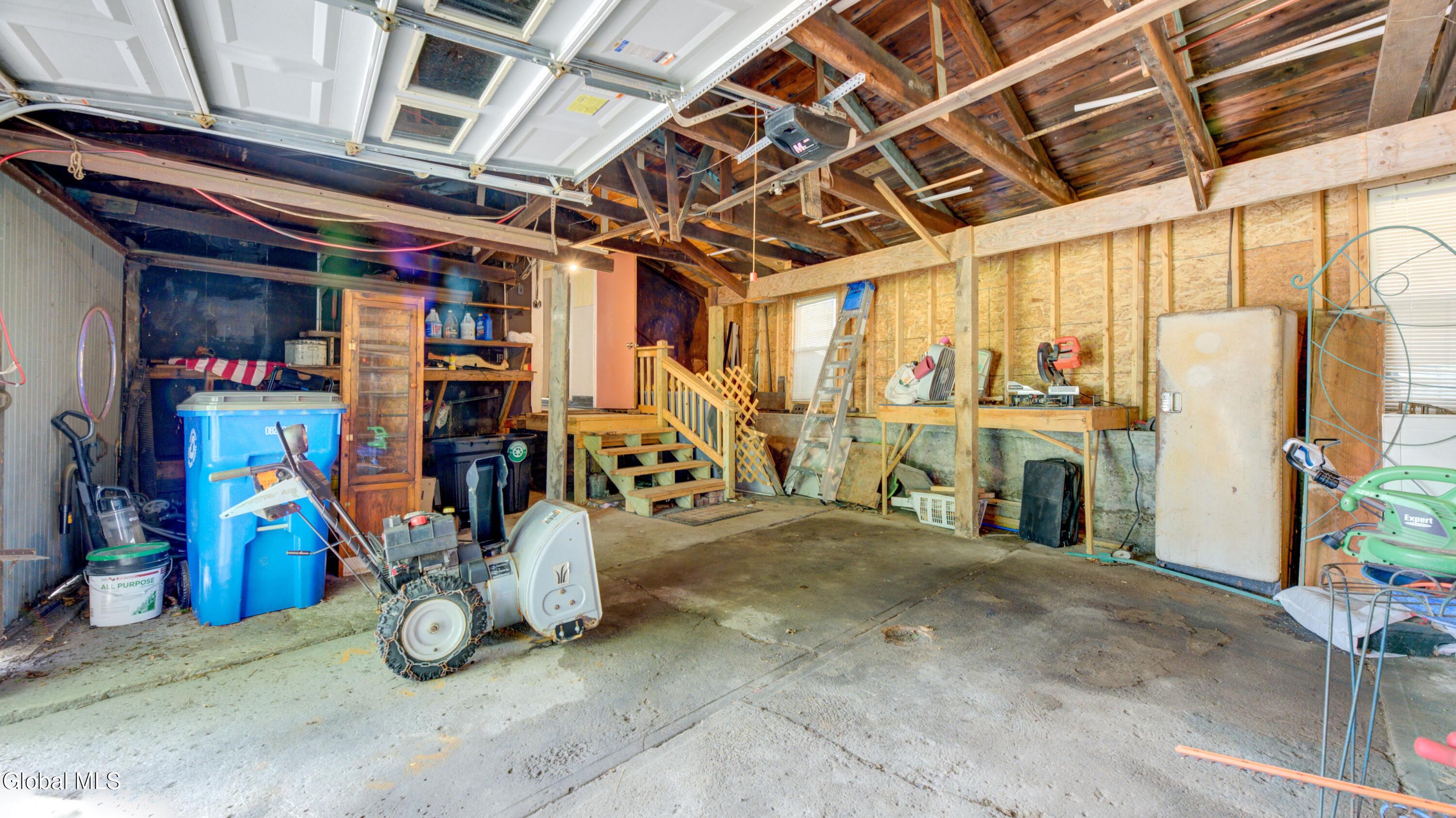 112 Pleasant Avenue Johnstown NY 12095