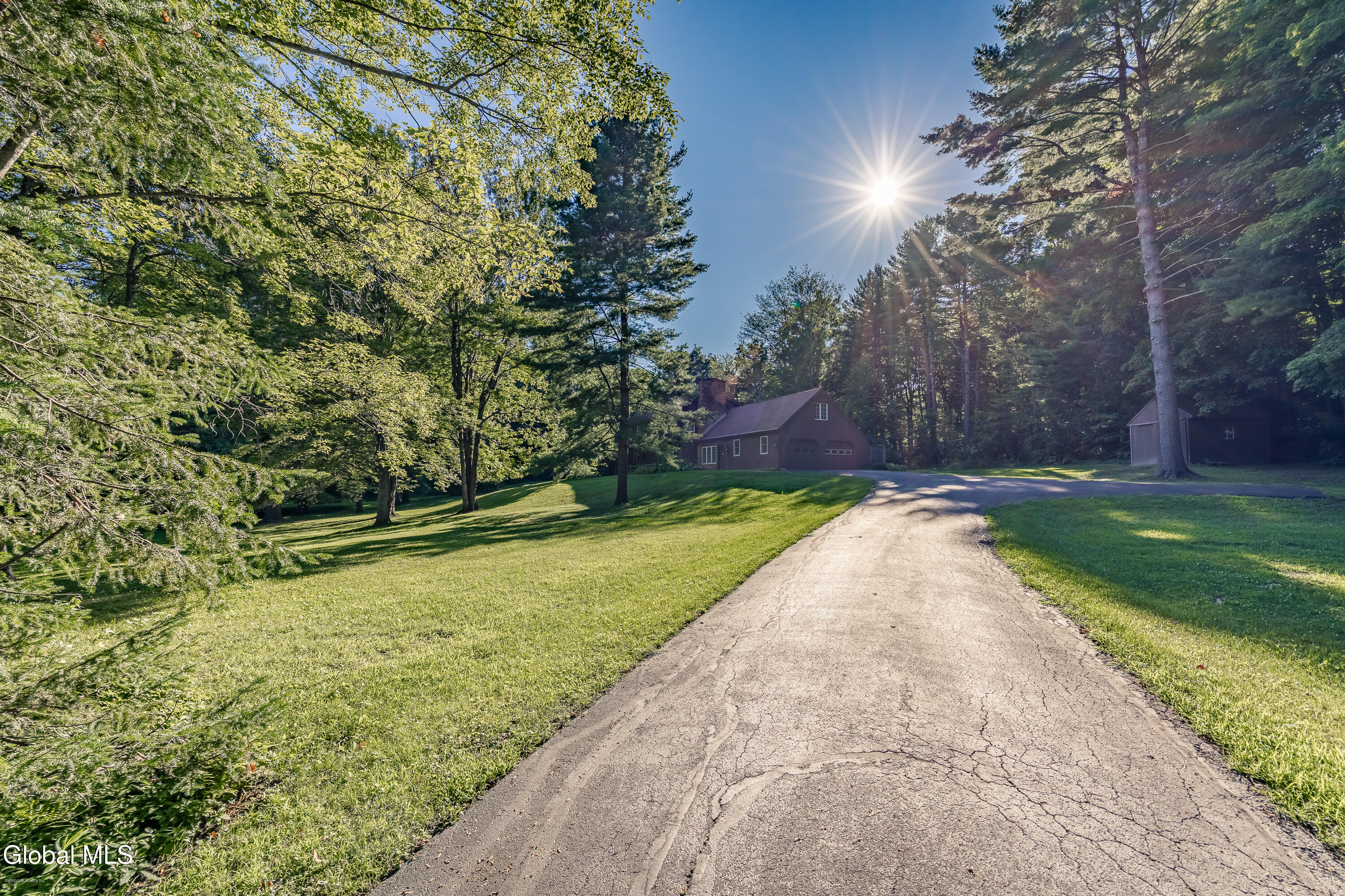 2041 Cook Road Ballston Lake NY 12019