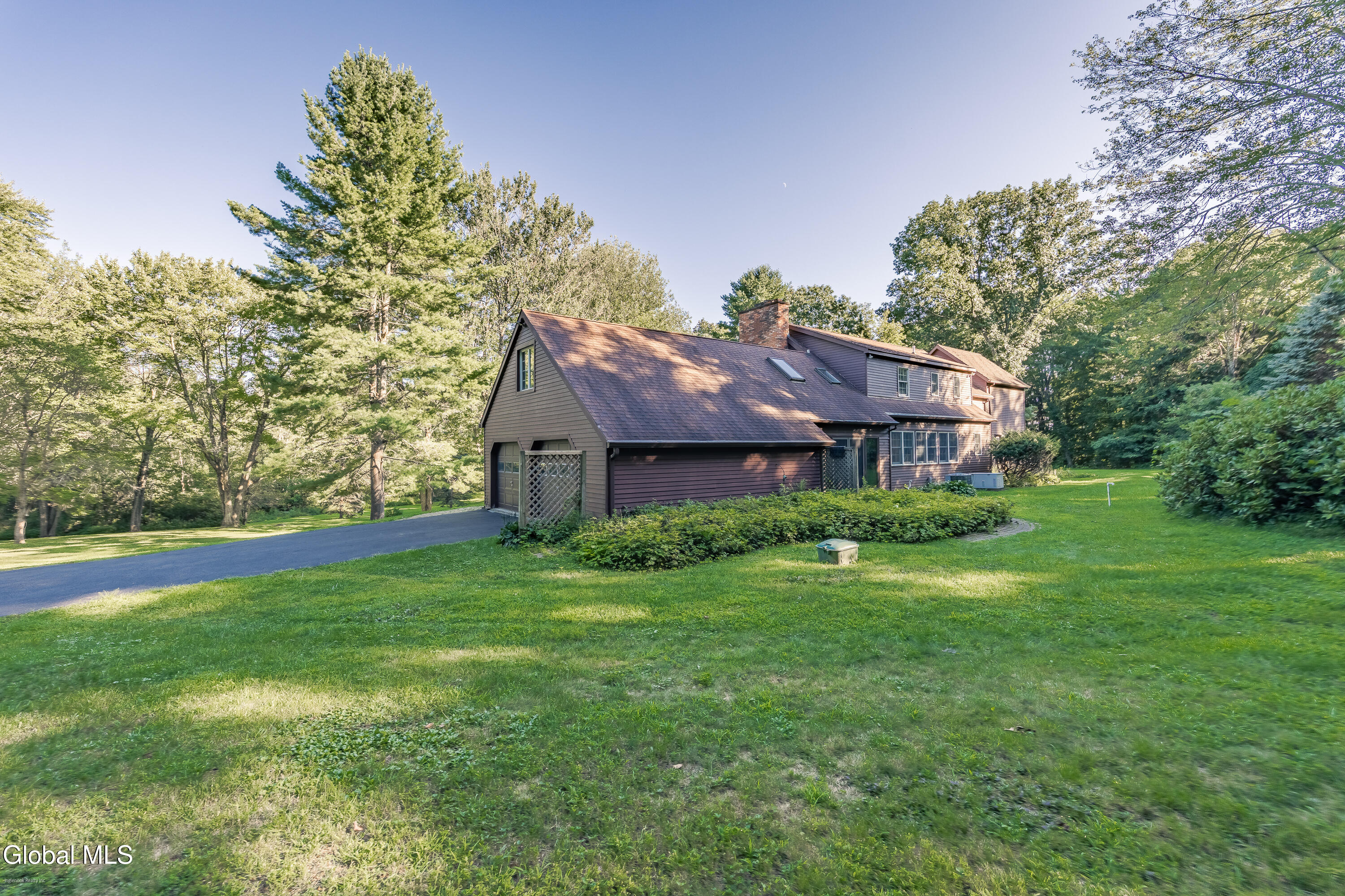 2041 Cook Road Ballston Lake NY 12019