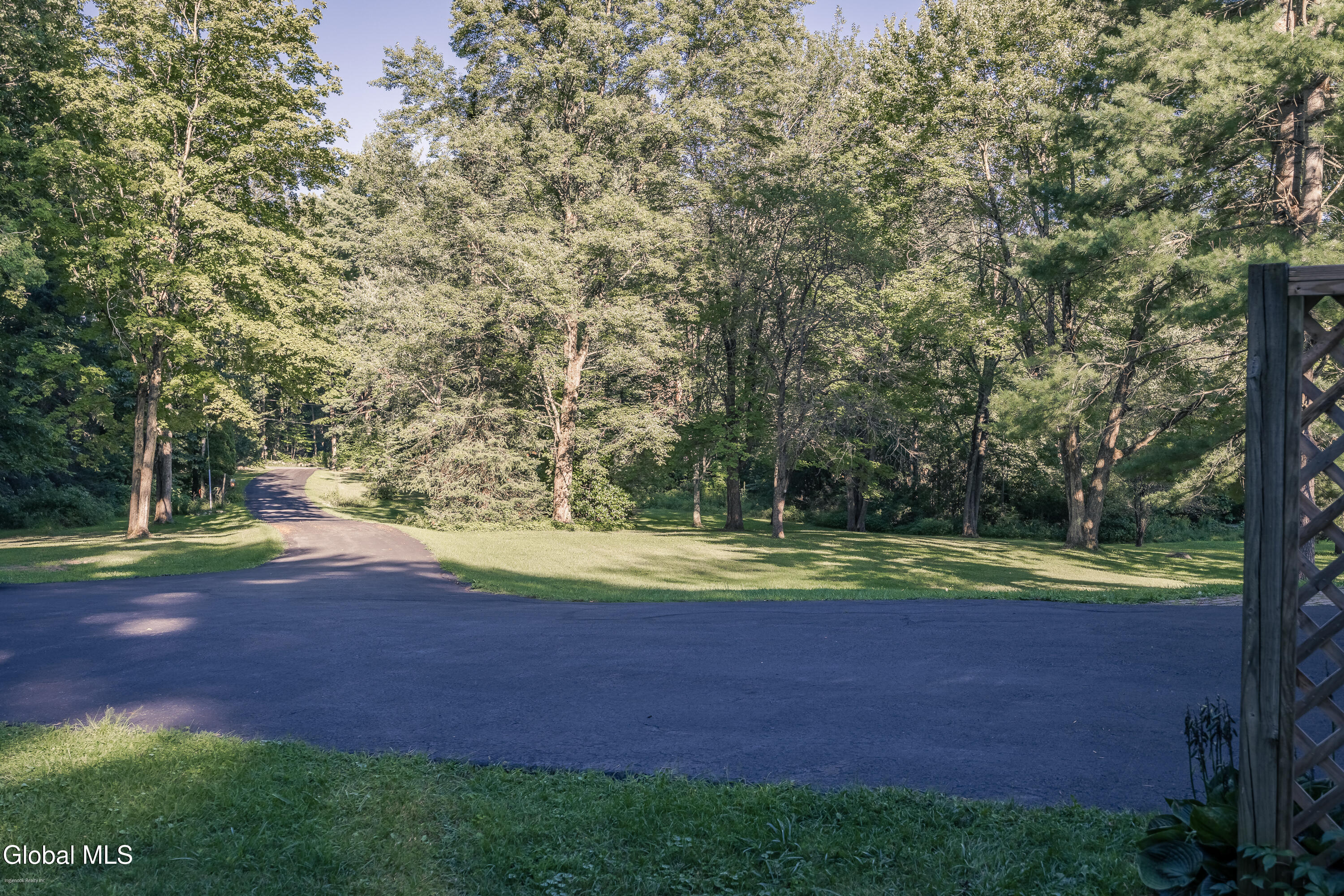 2041 Cook Road Ballston Lake NY 12019