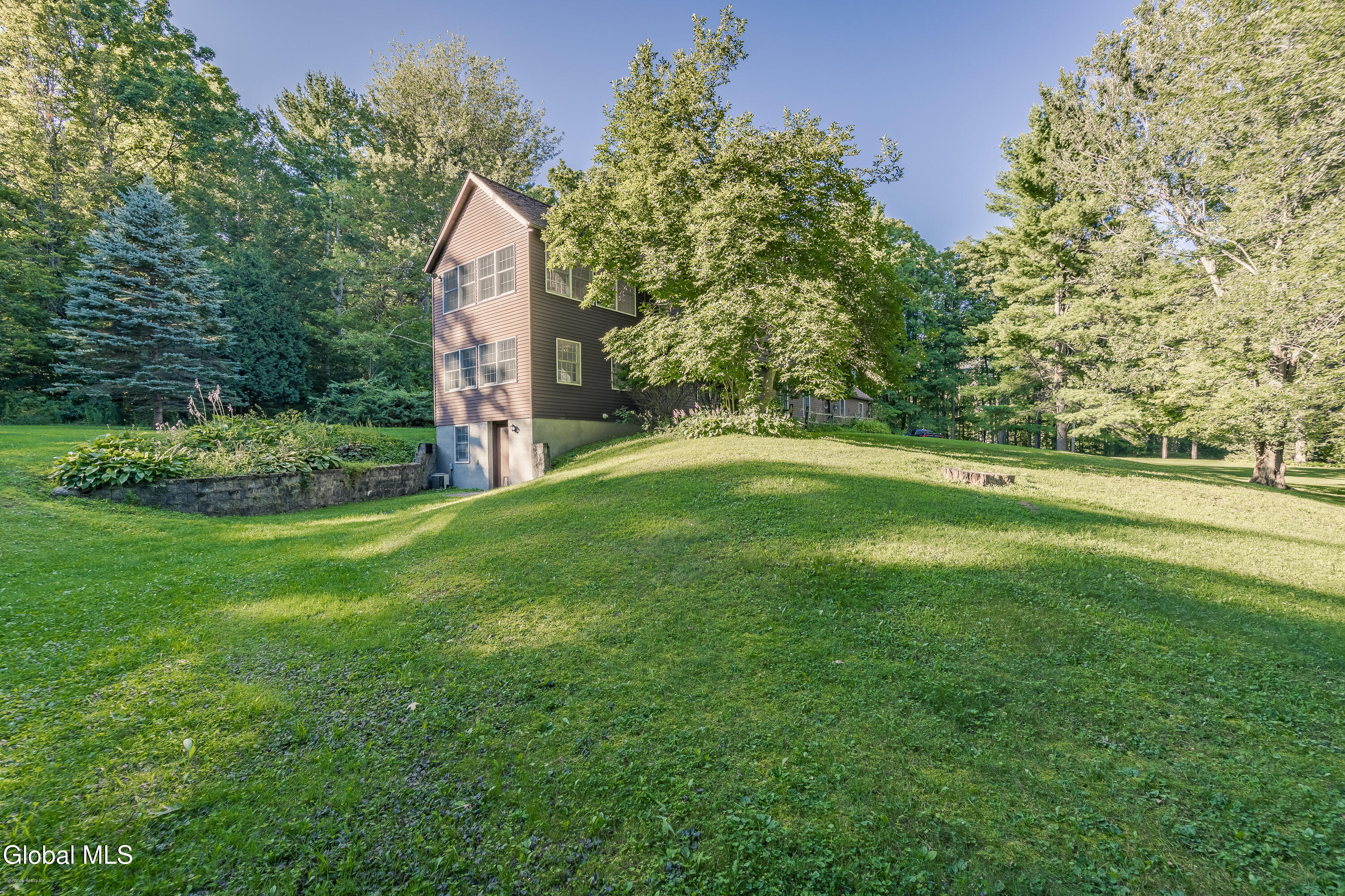 2041 Cook Road Ballston Lake NY 12019