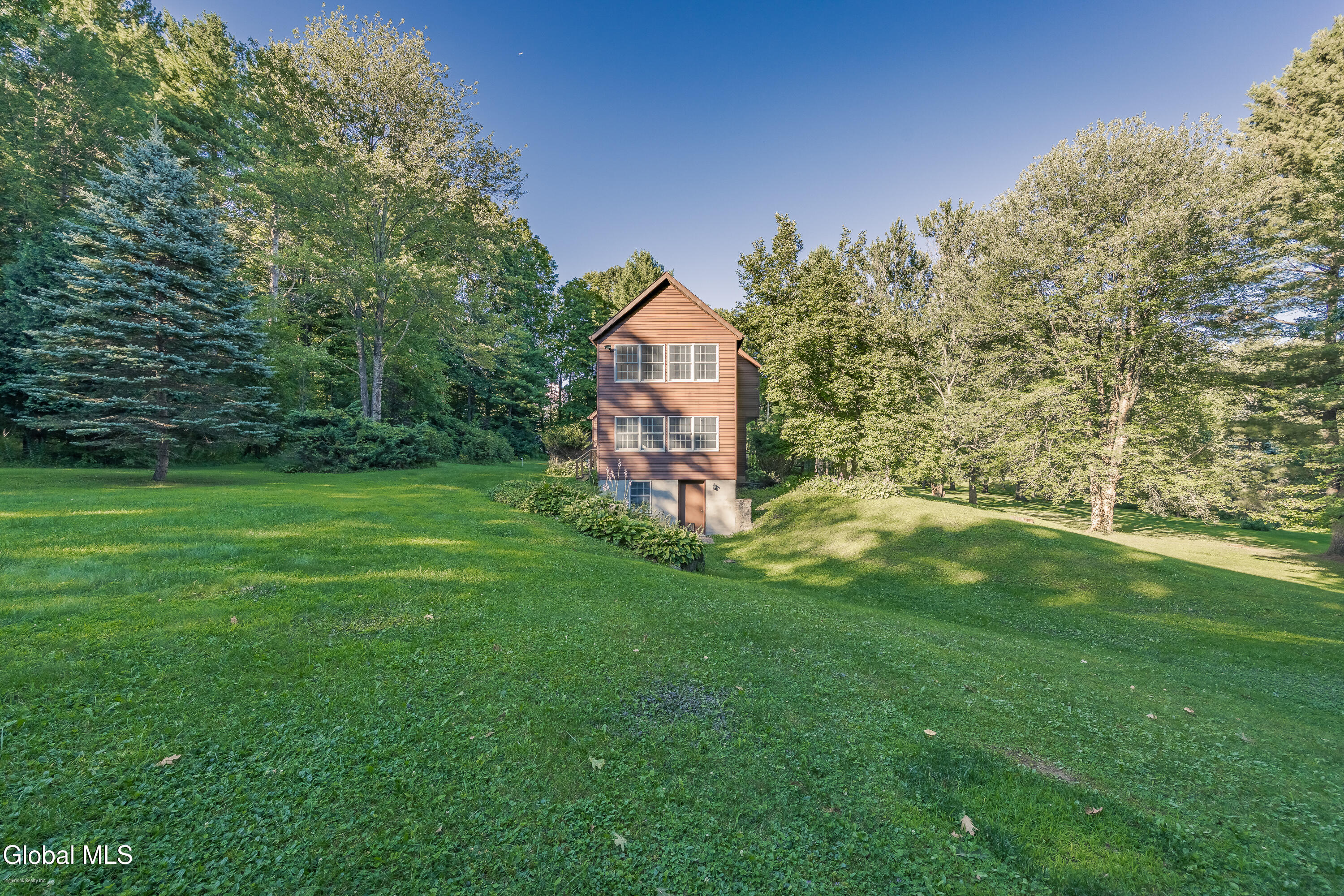 2041 Cook Road Ballston Lake NY 12019