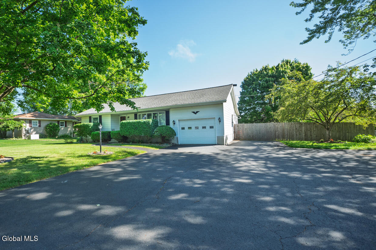 217 Middletown Road Waterford NY 12188