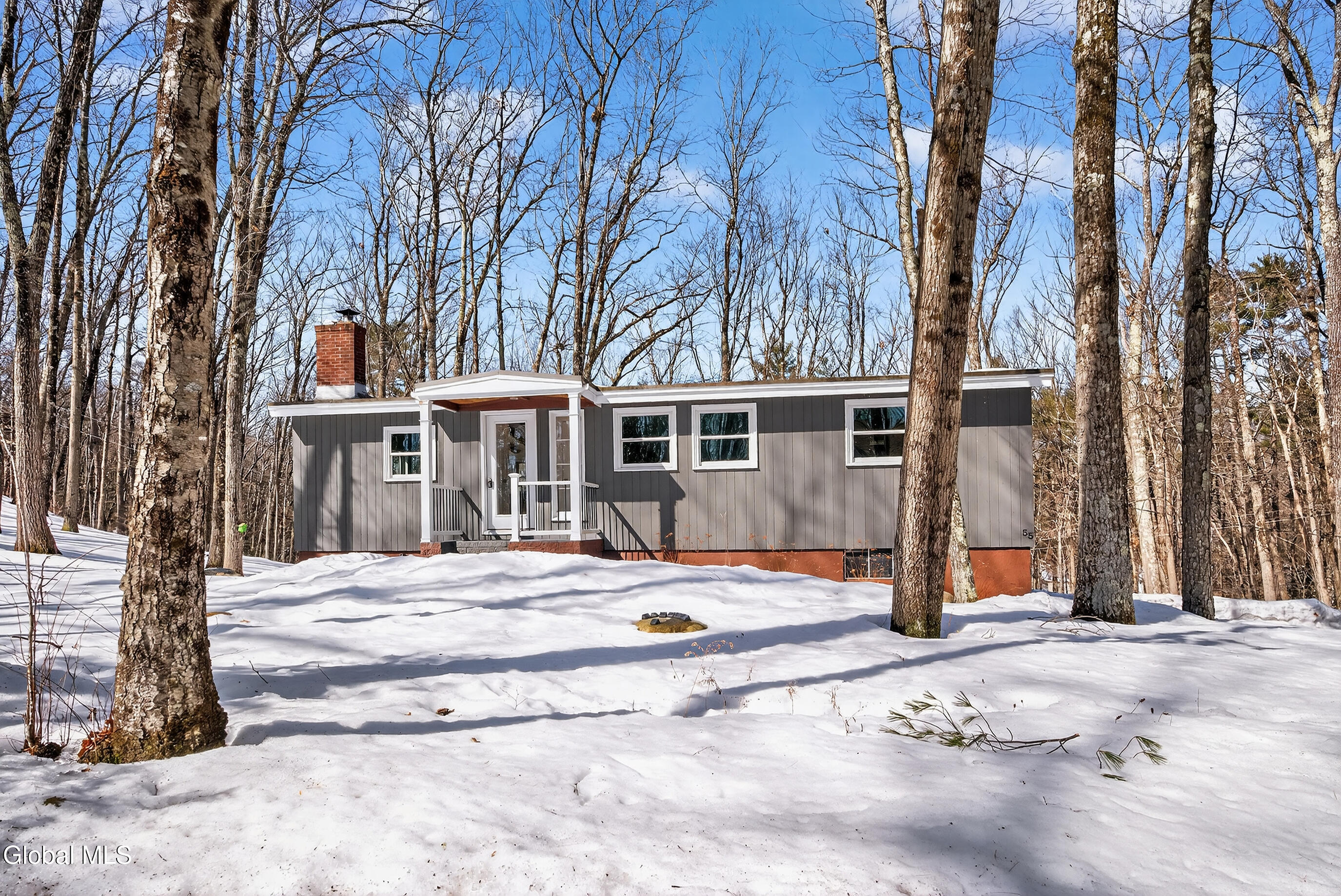 55 Country Colony Road Queensbury NY 12804