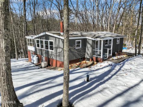 55 Country Colony Road Queensbury NY 12804
