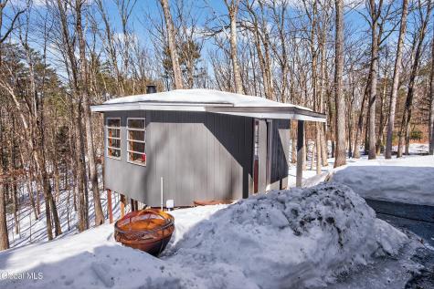 55 Country Colony Road Queensbury NY 12804