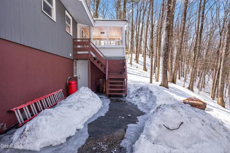 55 Country Colony Road Queensbury NY 12804