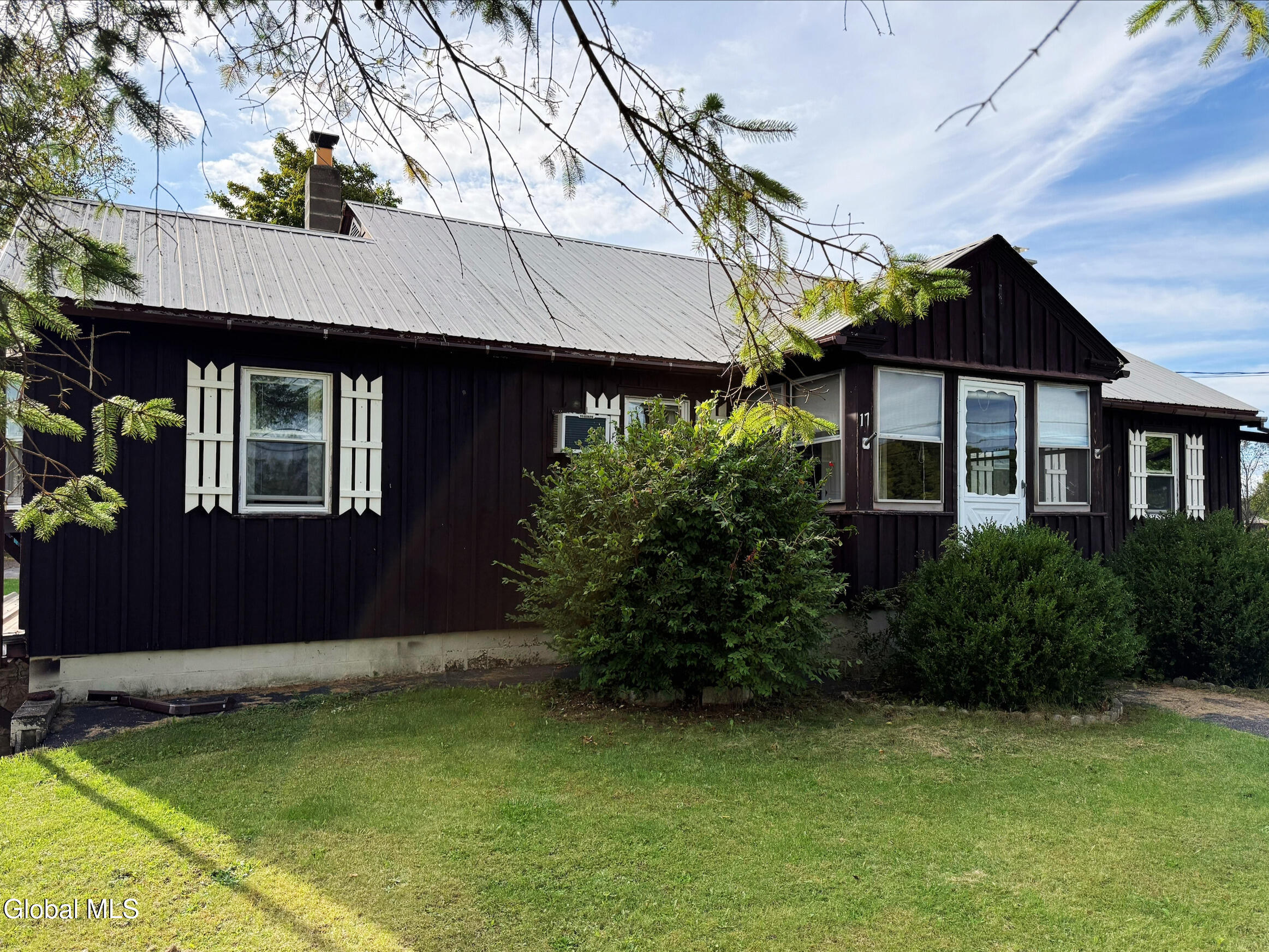 17 Green Barn Road Hudson Falls NY 12839