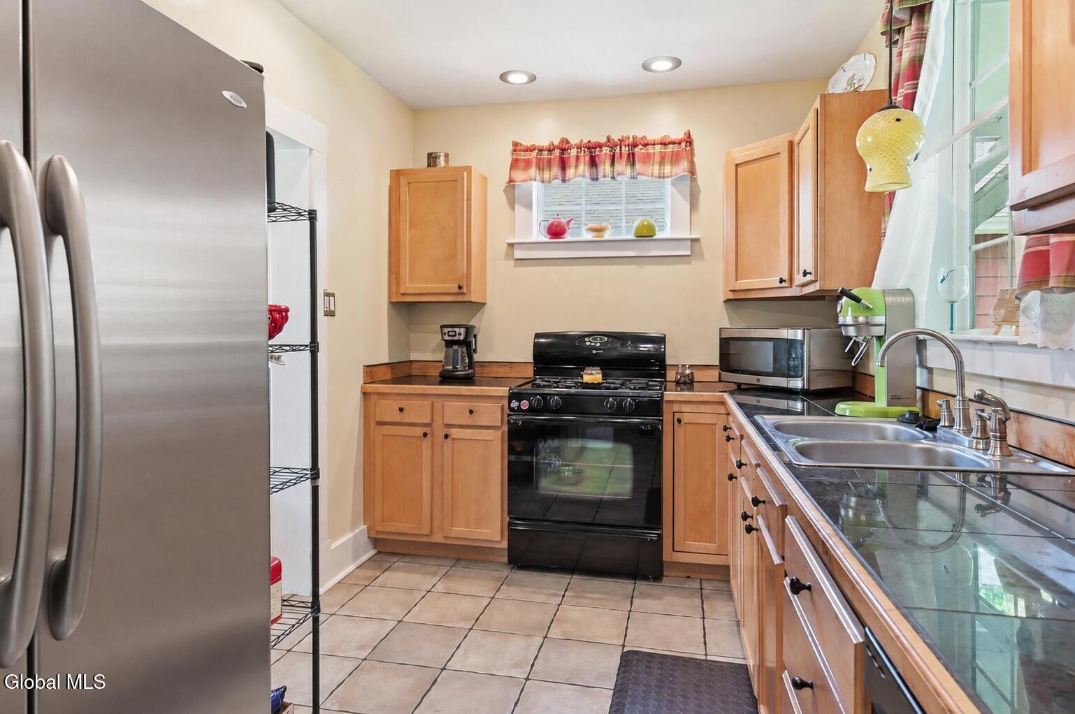 775 Central Parkway Schenectady NY 12309