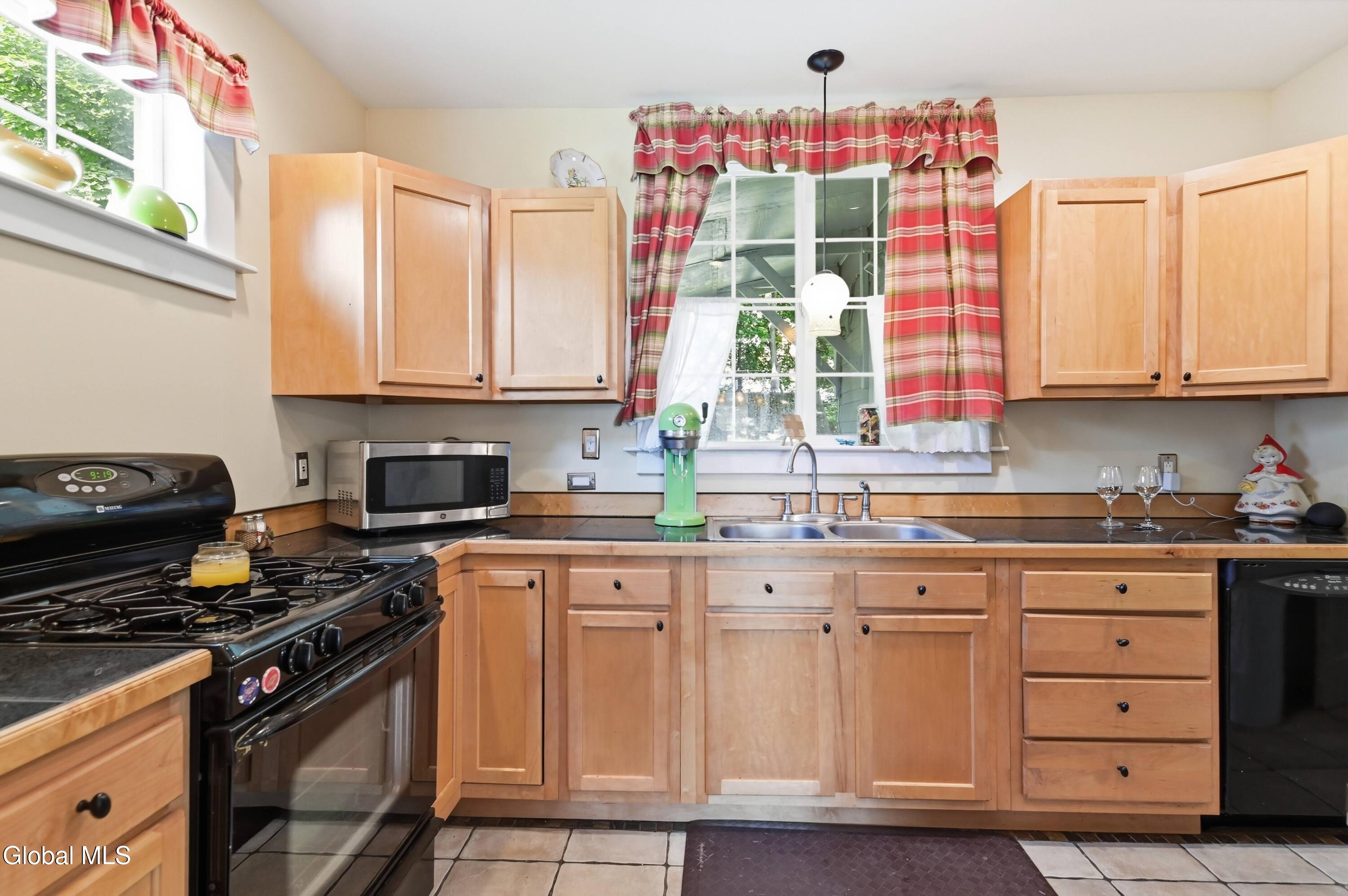 775 Central Parkway Schenectady NY 12309