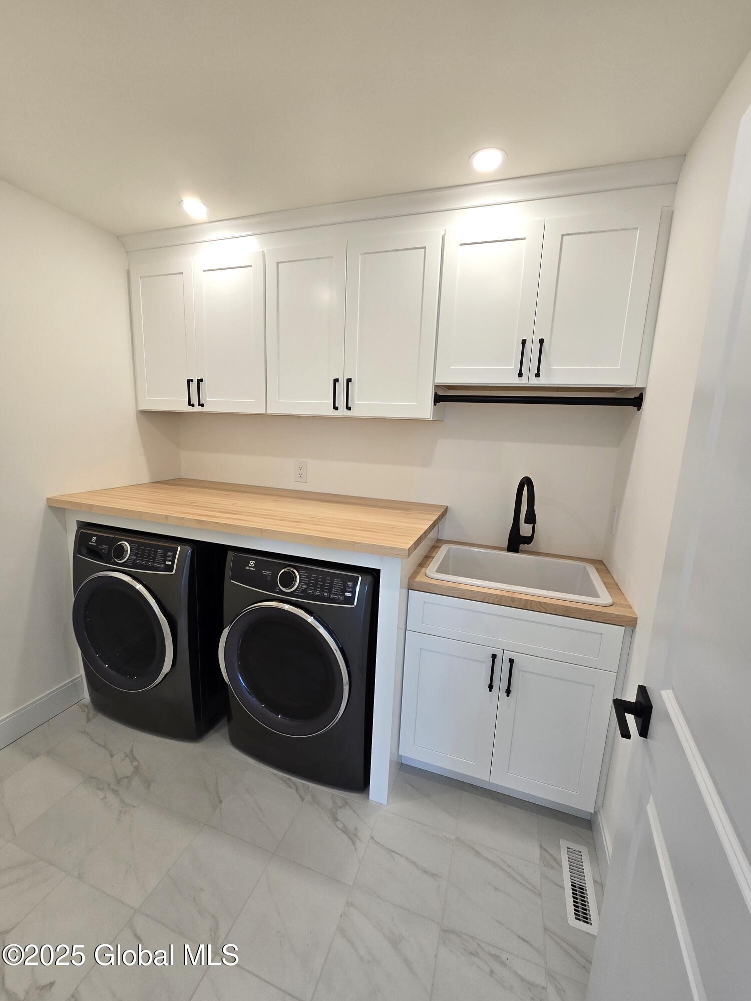 3 Faulkner Drive Halfmoon NY 12188