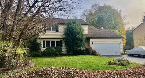 66 Manor Drive Glenmont NY 12077