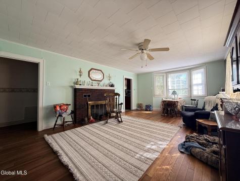 124 W State St Extension Gloversville NY 12078