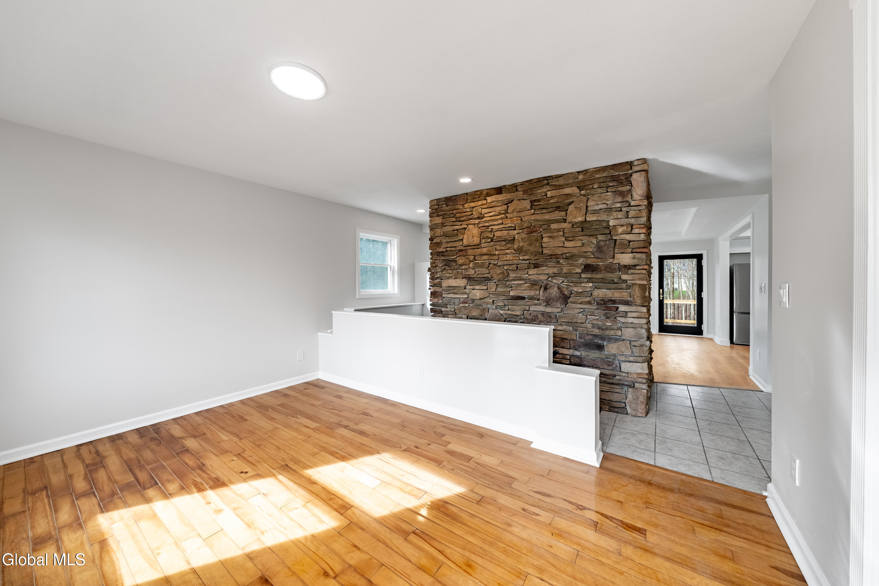 14 Fiddlers Lane Averill Park NY 12018