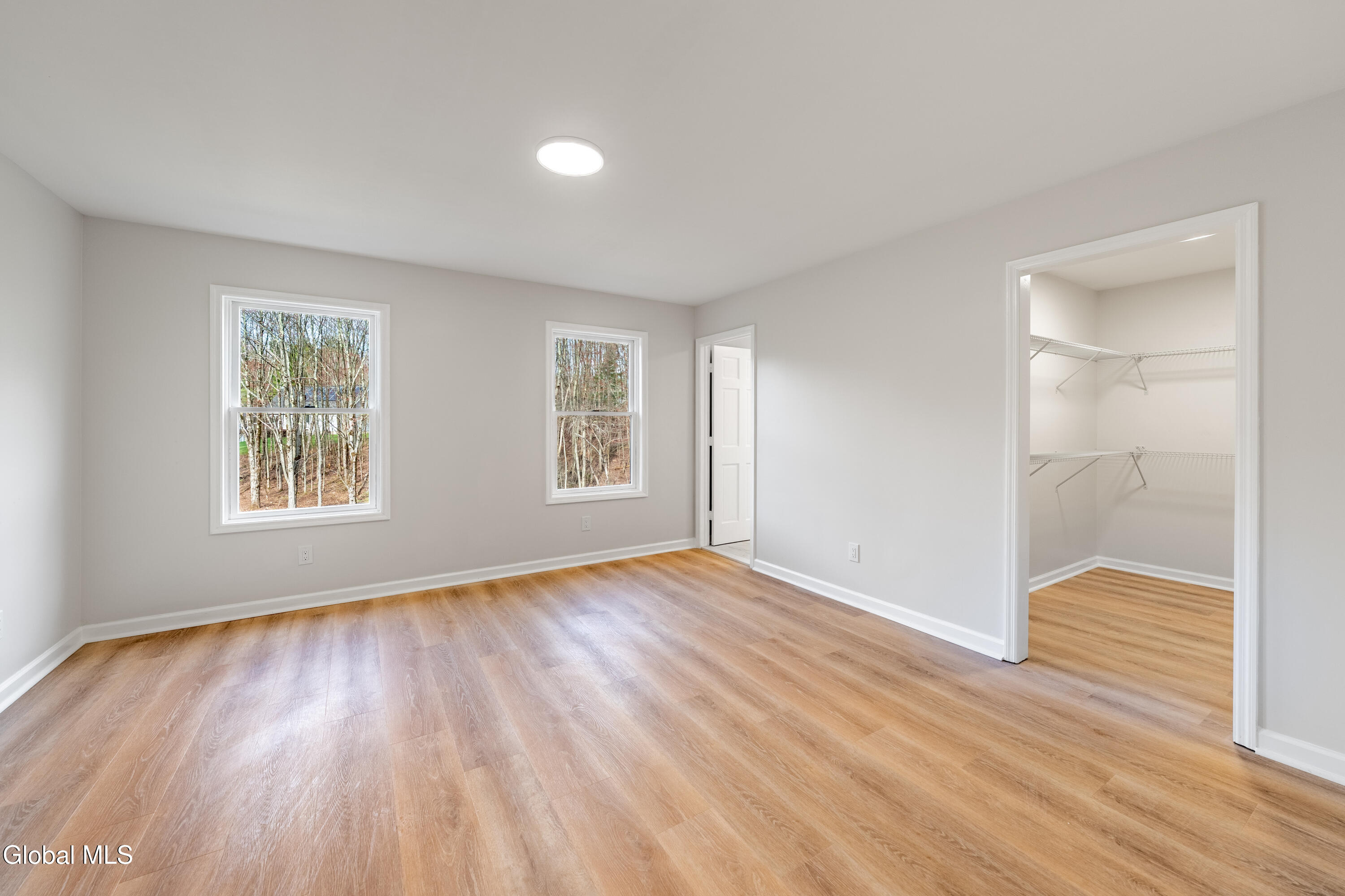 14 Fiddlers Lane Averill Park NY 12018