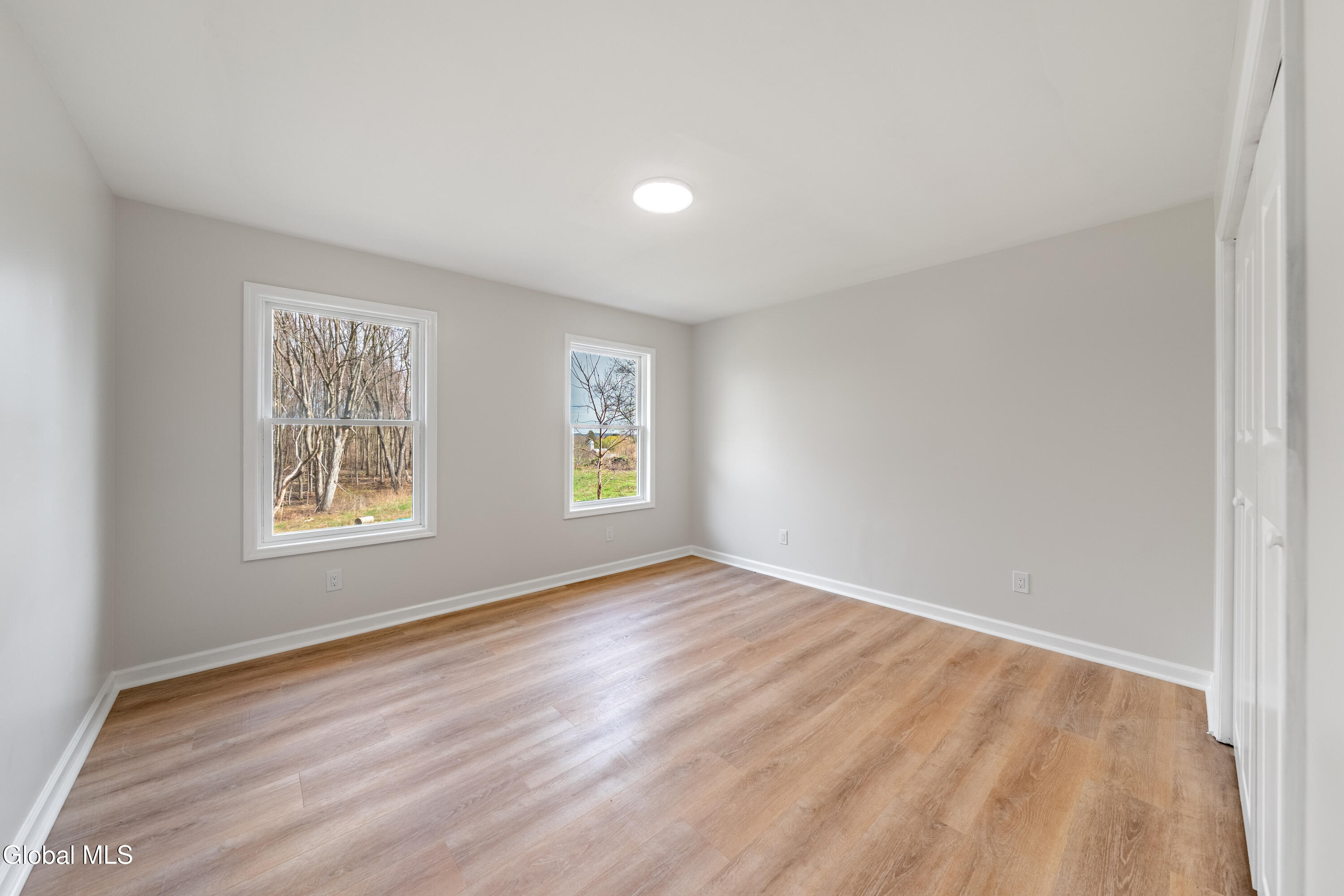14 Fiddlers Lane Averill Park NY 12018