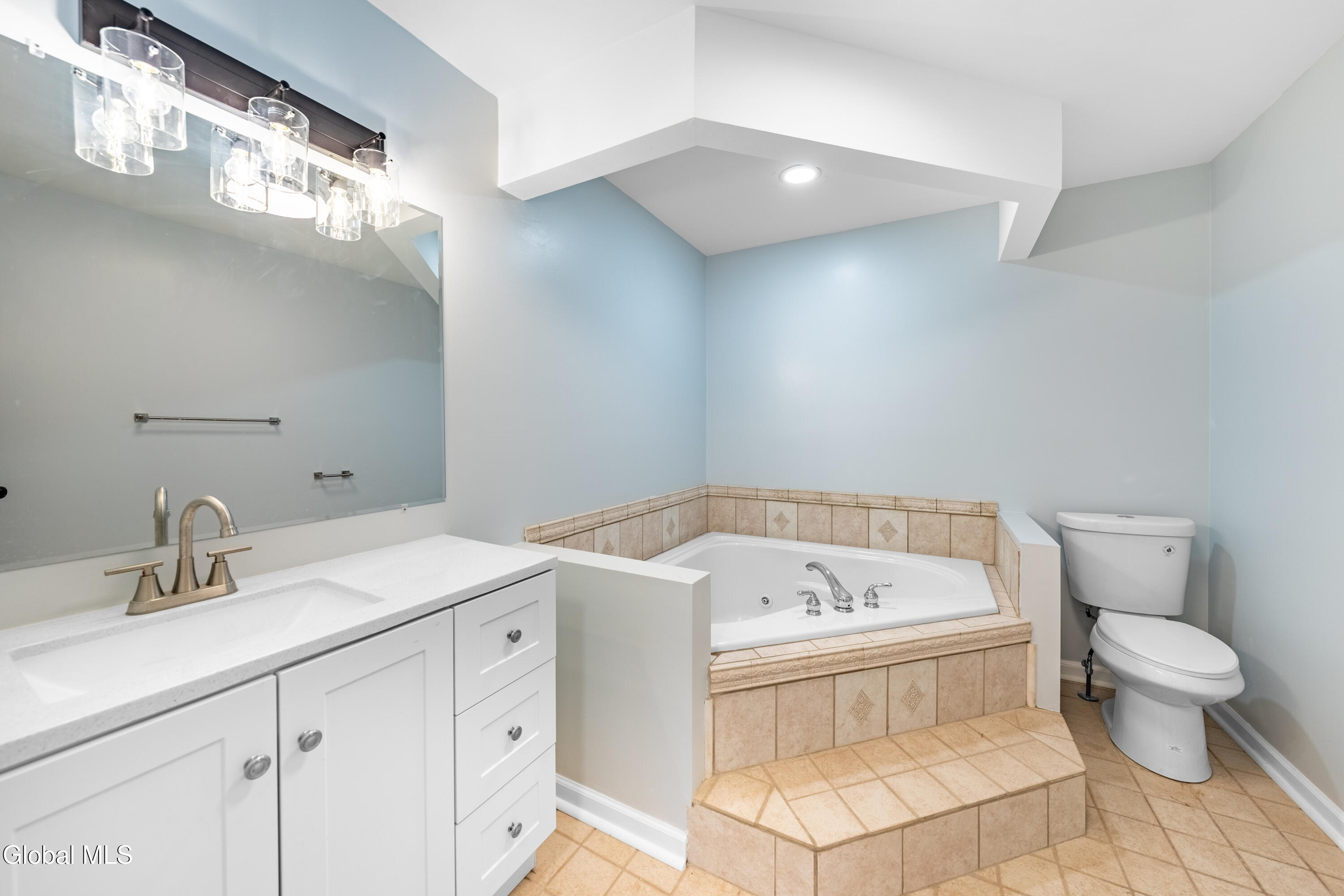 14 Fiddlers Lane Averill Park NY 12018