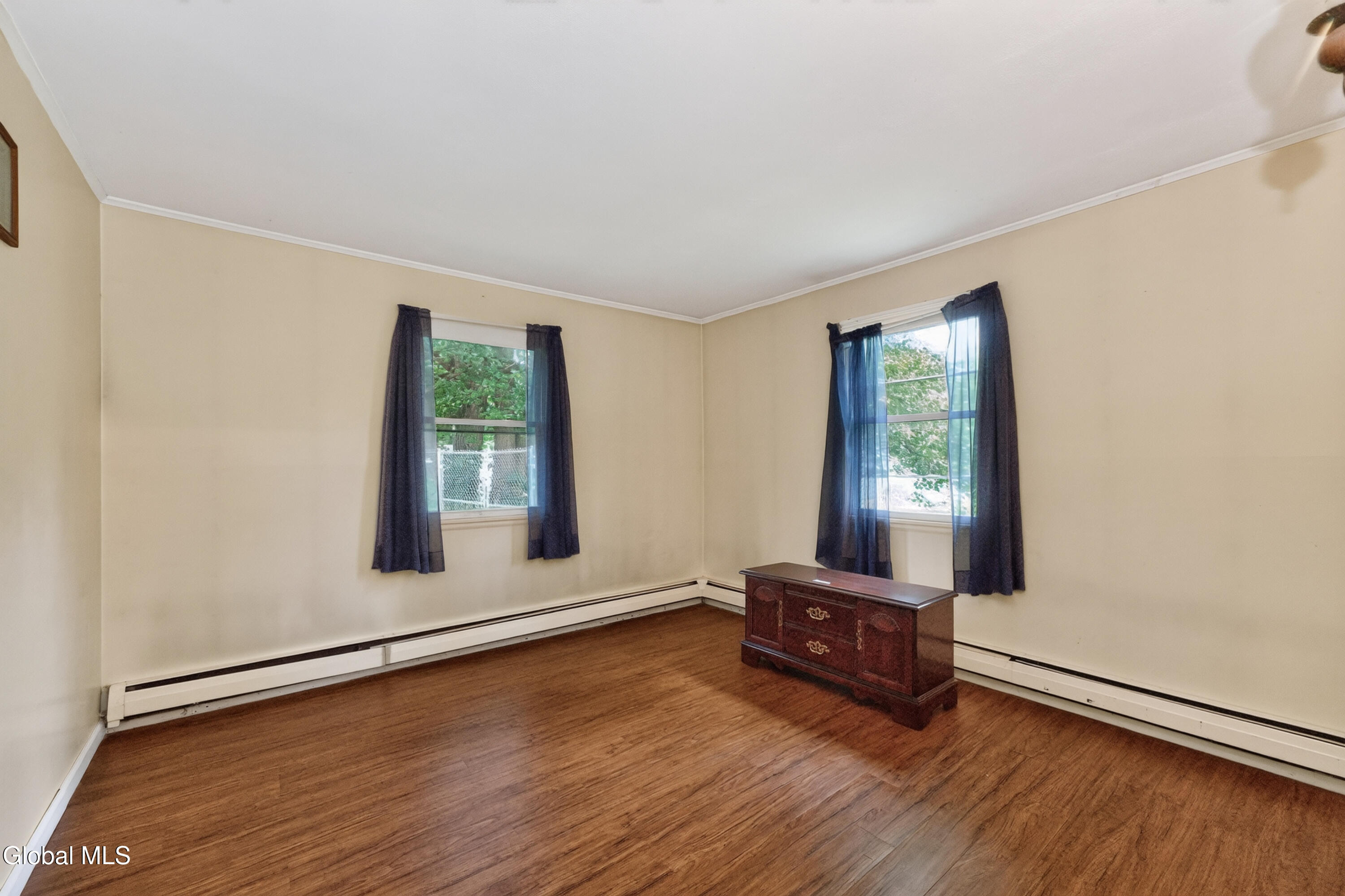 1048 Inner Drive Schenectady NY 12303