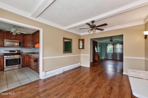 1048 Inner Drive Schenectady NY 12303