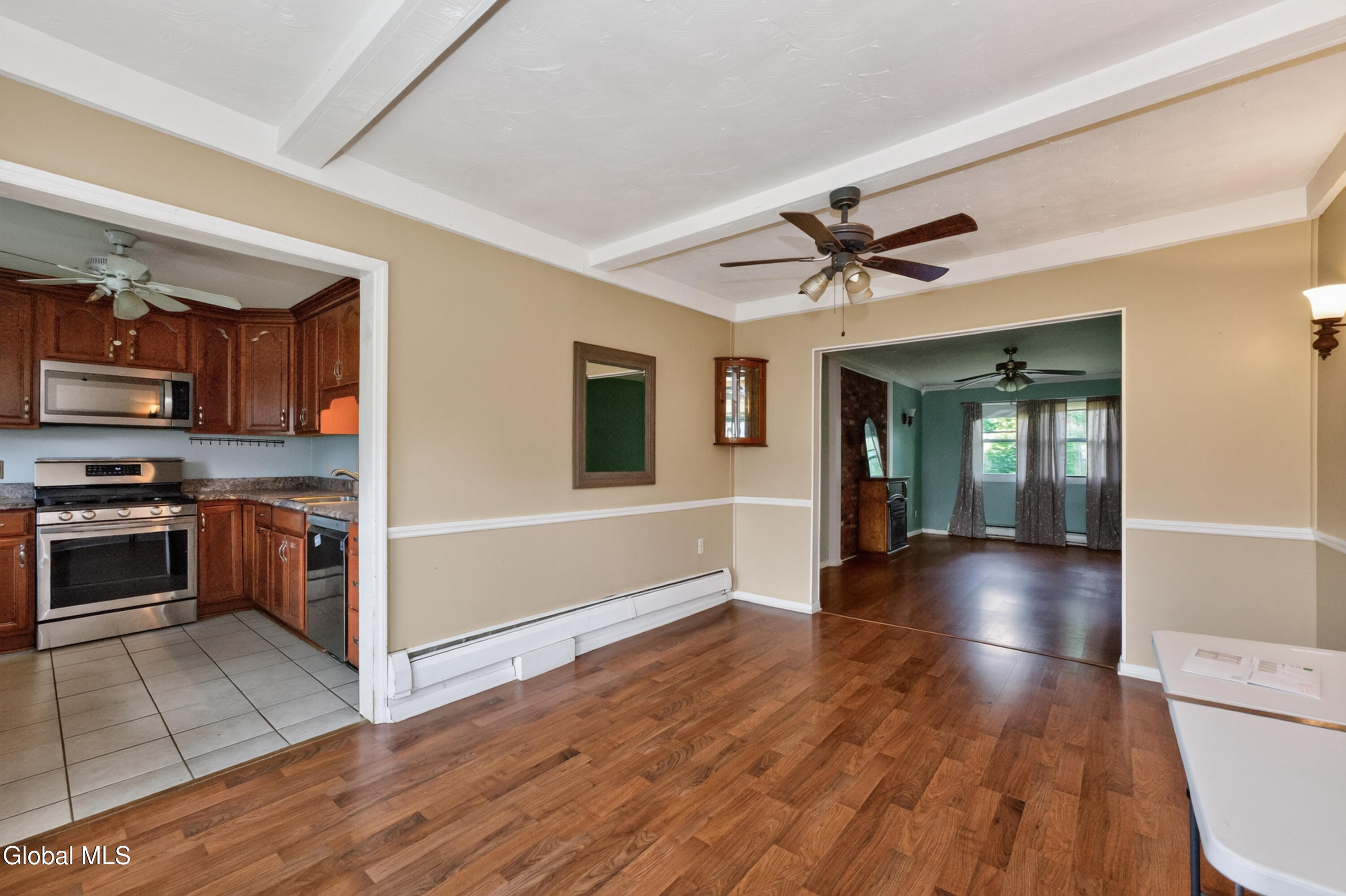 1048 Inner Drive Schenectady NY 12303