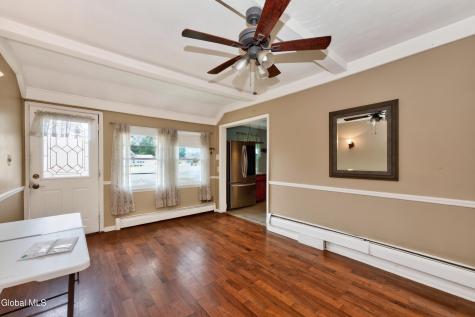 1048 Inner Drive Schenectady NY 12303