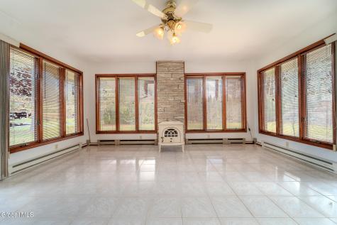 15 Huntleigh Drive Loudonville NY 12211