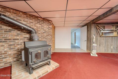 15 Huntleigh Drive Loudonville NY 12211