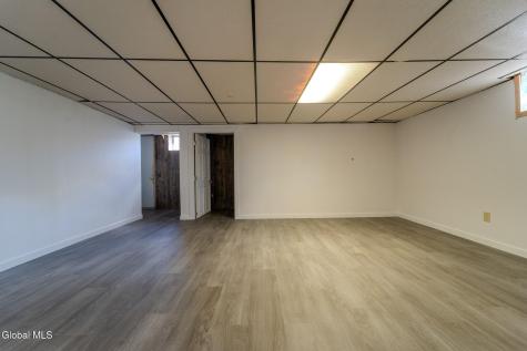 15 Huntleigh Drive Loudonville NY 12211