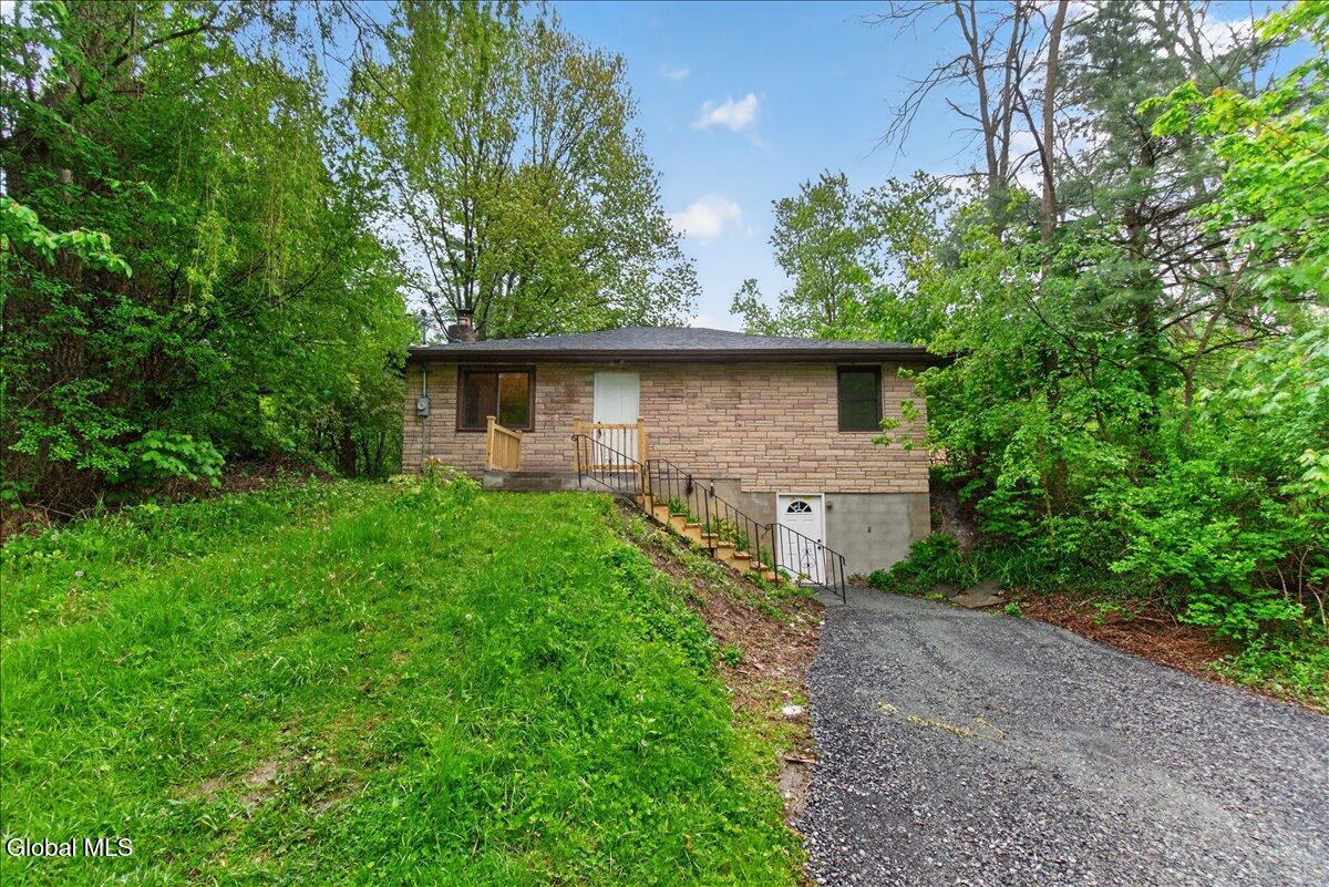 17 Onesquethaw Creek Road Feura Bush NY 12067