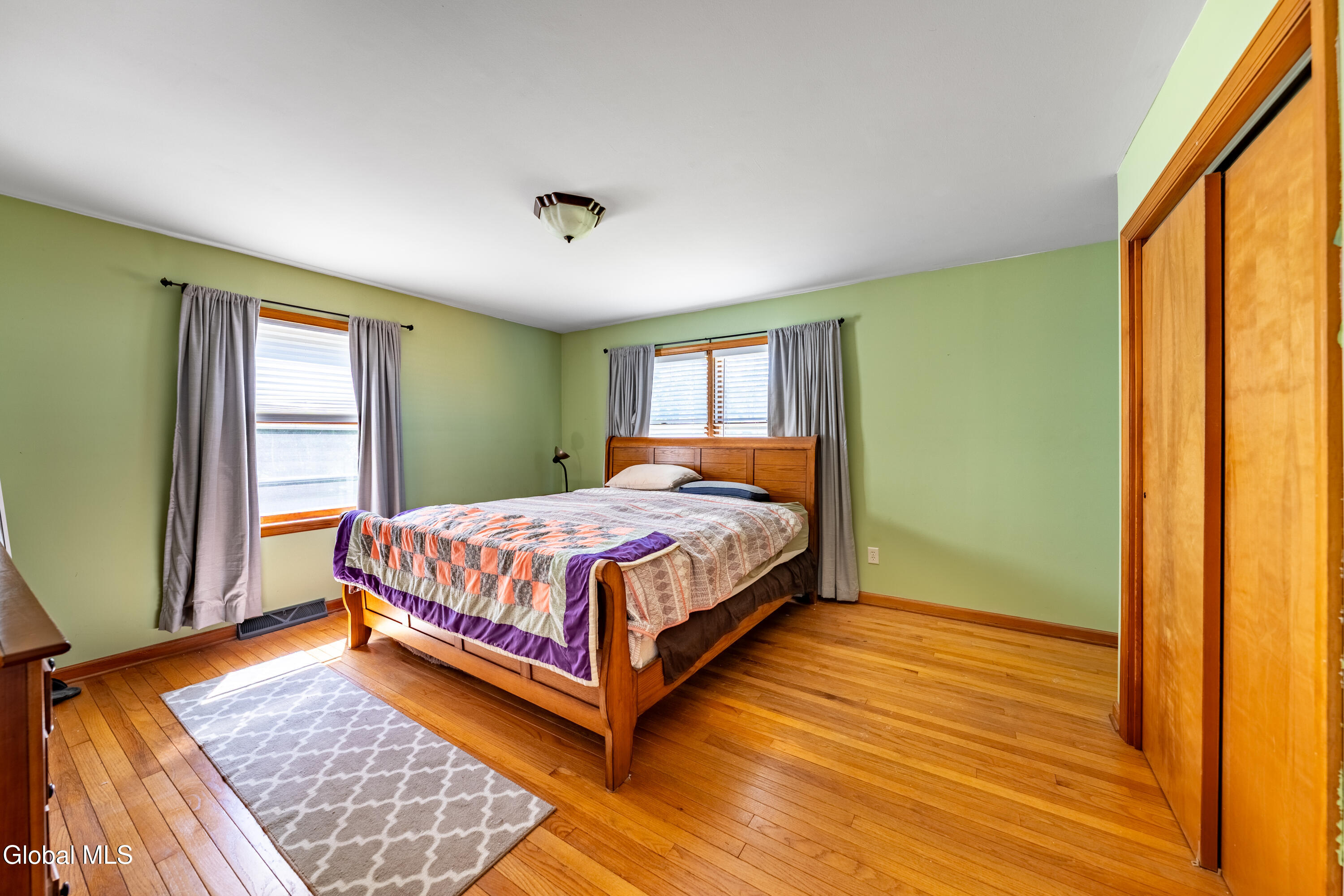 10 Merritt Road Queensbury NY 12804