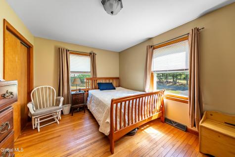 10 Merritt Road Queensbury NY 12804