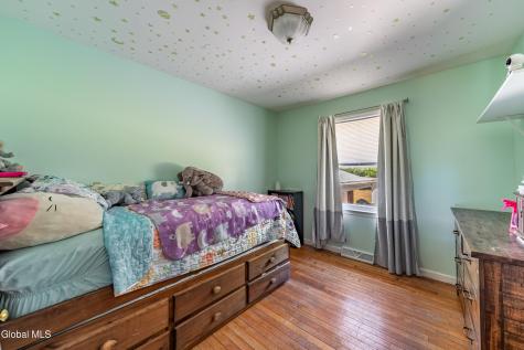 10 Merritt Road Queensbury NY 12804